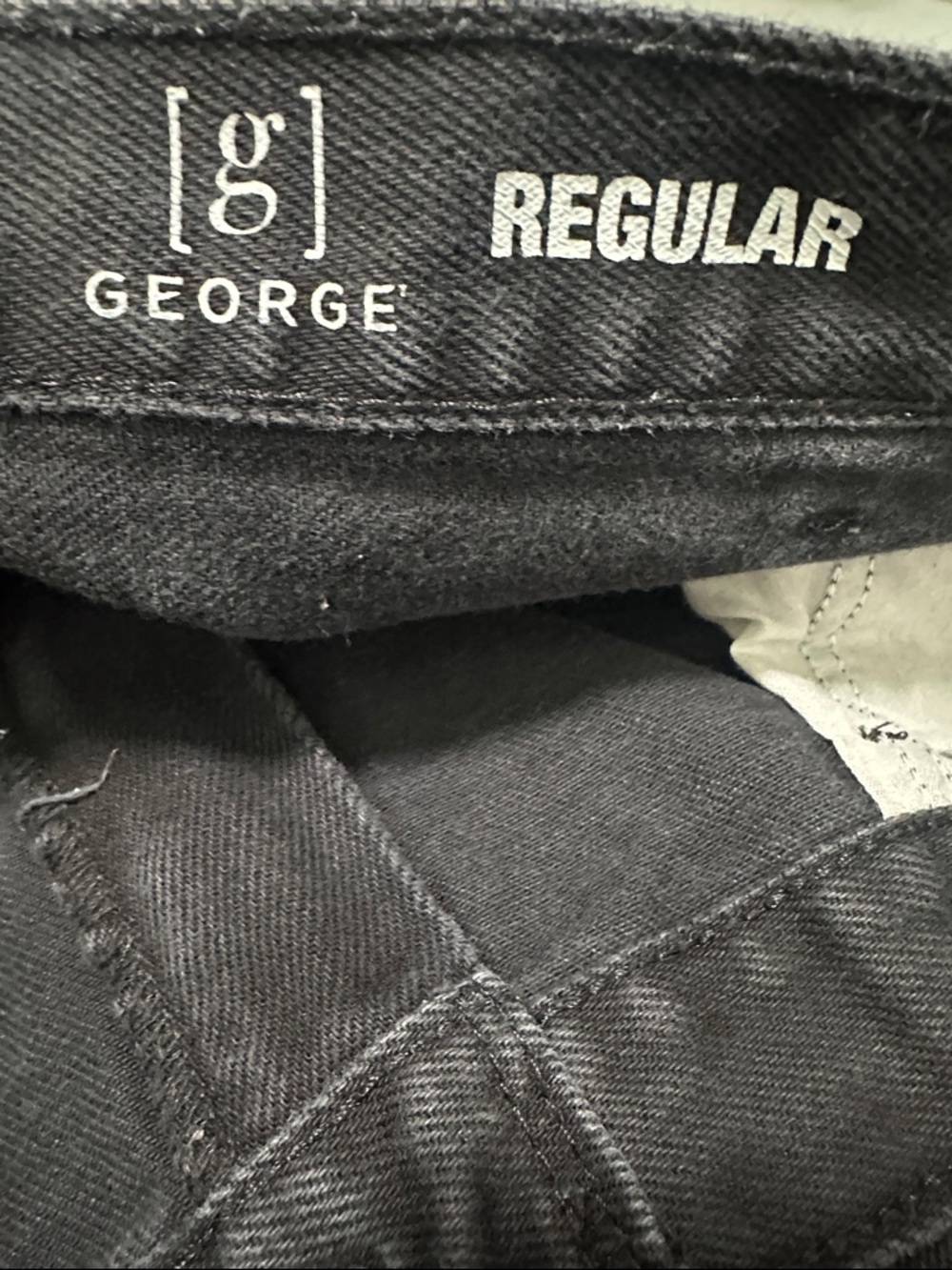 🏆 George Jeans - Picture 3 of 4